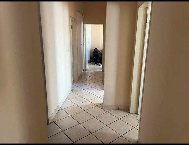 3 BEDROOM APARTMENT FOR SALE IN COUNTRY VIEW